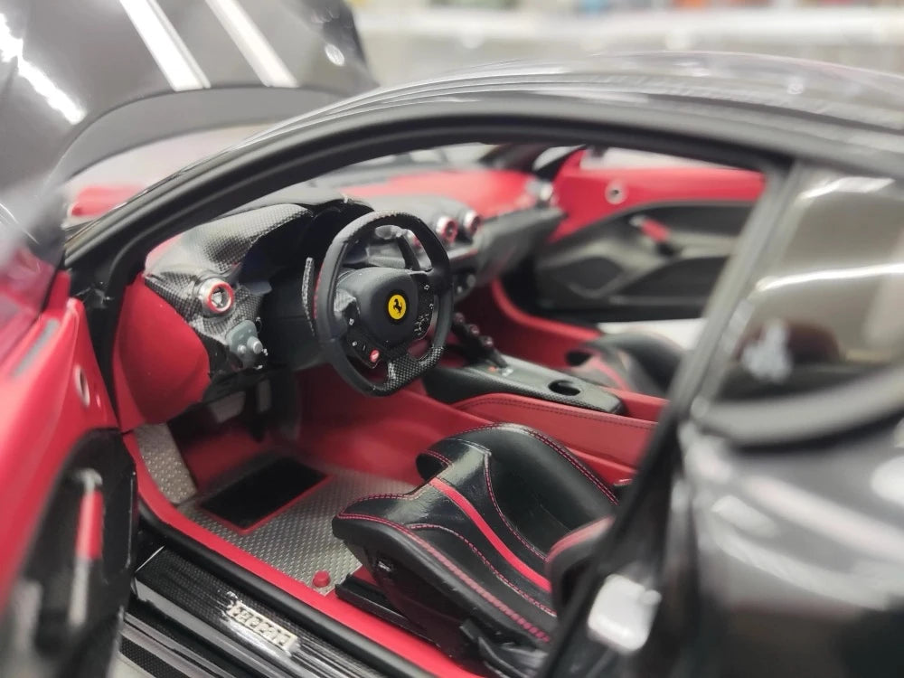 [BBR] 1:18 Ferrari 2015 F12 TDF Black Model Car Die-Cast