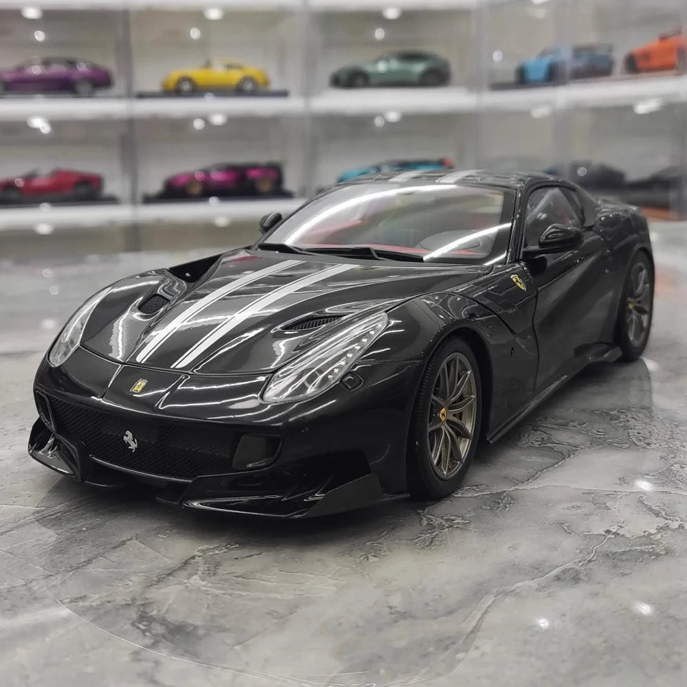 [BBR] 1:18 Ferrari 2015 F12 TDF Black Model Car Die-Cast