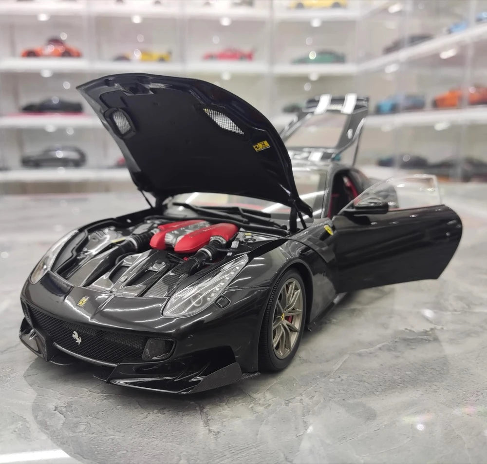 [BBR] 1:18 Ferrari 2015 F12 TDF Black Model Car Die-Cast