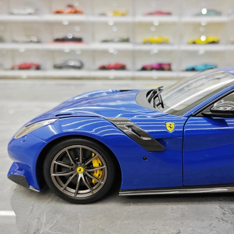 [BBR] 1:18 Ferrari 2015 F12 TDF Blue Model Car Die-Cast