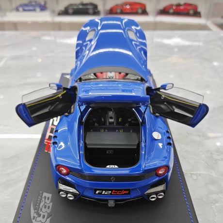 [BBR] 1:18 Ferrari 2015 F12 TDF blå & gul Line modellbil Die-Cast