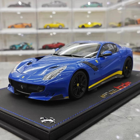 [BBR] 1:18 Ferrari 2015 F12 TDF blå & gul Line modellbil Die-Cast