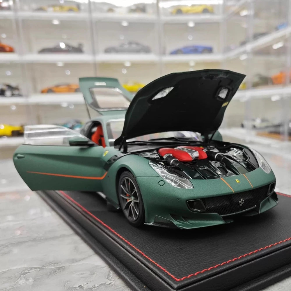 [BBR] 1:18 Ferrari 2015 F12 TDF Matte Green Model Car Die-Cast