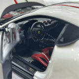 BBR Ferrari 2015 F12tdf Bianco Avus Italian Flag 1:18 – Modello in resina da collezione