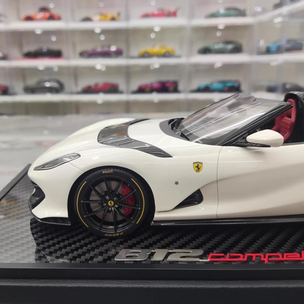 [BBR] 1:18 Ferrari 2021 812 Competizione A bianco modellino di auto resina