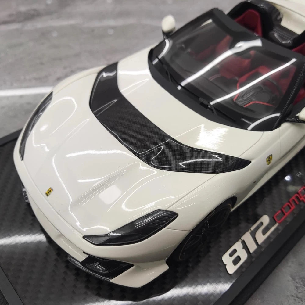[BBR] 1:18 Ferrari 2021 812 Competizione A bianco modellino di auto resina