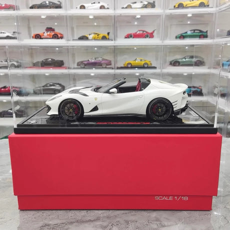 [BBR] 1:18 Ferrari 2021 812 Competizione A vit modellbil resin