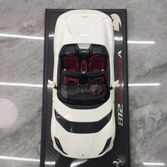 [BBR] 1:18 Ferrari 2021 812 Competizione A bianco modellino di auto resina