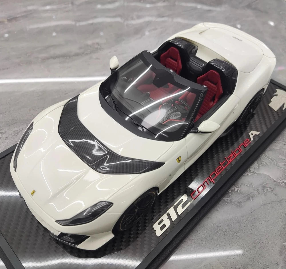 [BBR] 1:18 Ferrari 2021 812 Competizione A bianco modellino di auto resina
