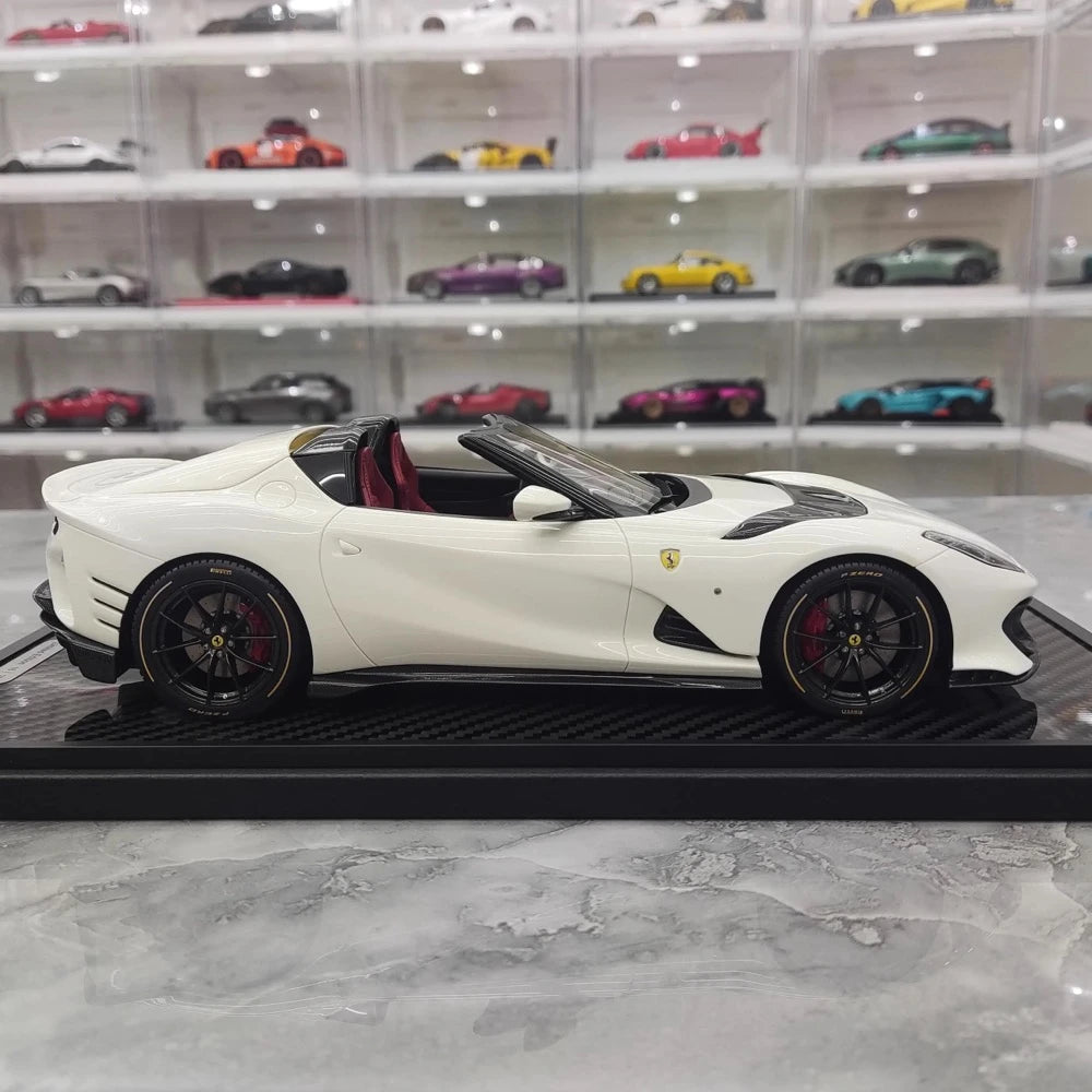 [BBR] 1:18 Ferrari 2021 812 Competizione A White Model Car Resin