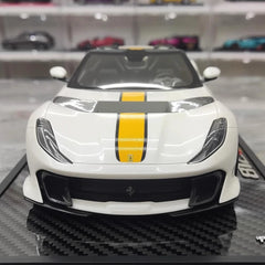 [BBR] 1:18 Ferrari 2021 812 Competizione A bianco & giallo modellino di auto resina