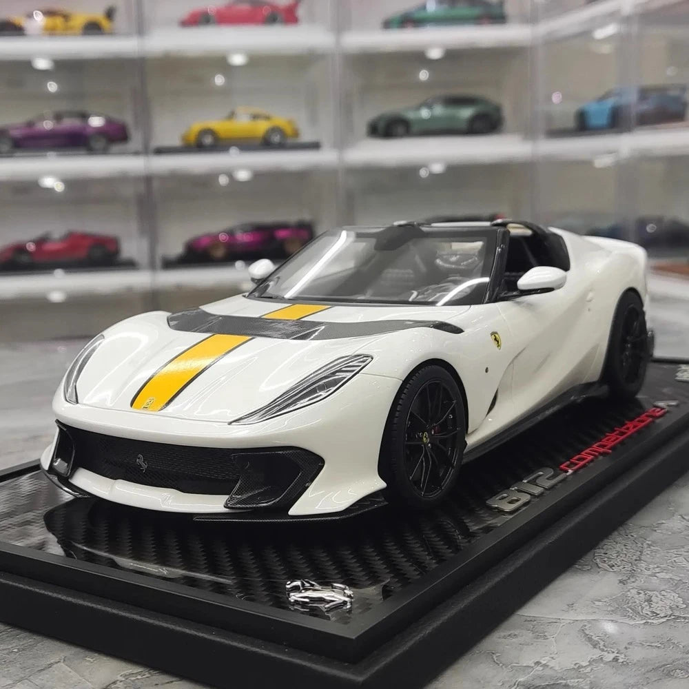 [BBR] 1:18 Ferrari 2021 812 Competizione A bianco & giallo modellino di auto resina