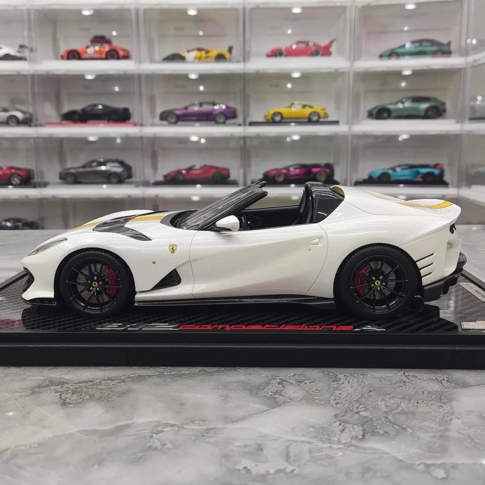 [BBR] 1:18 Ferrari 2021 812 Competizione A bianco & giallo modellino di auto resina