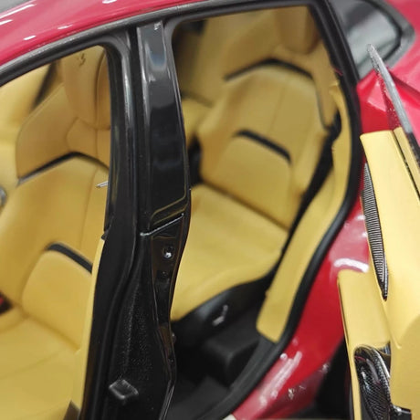 [BBR] 1:18 Ferrari 2023 Purosangue Red Model Car Die-Cast