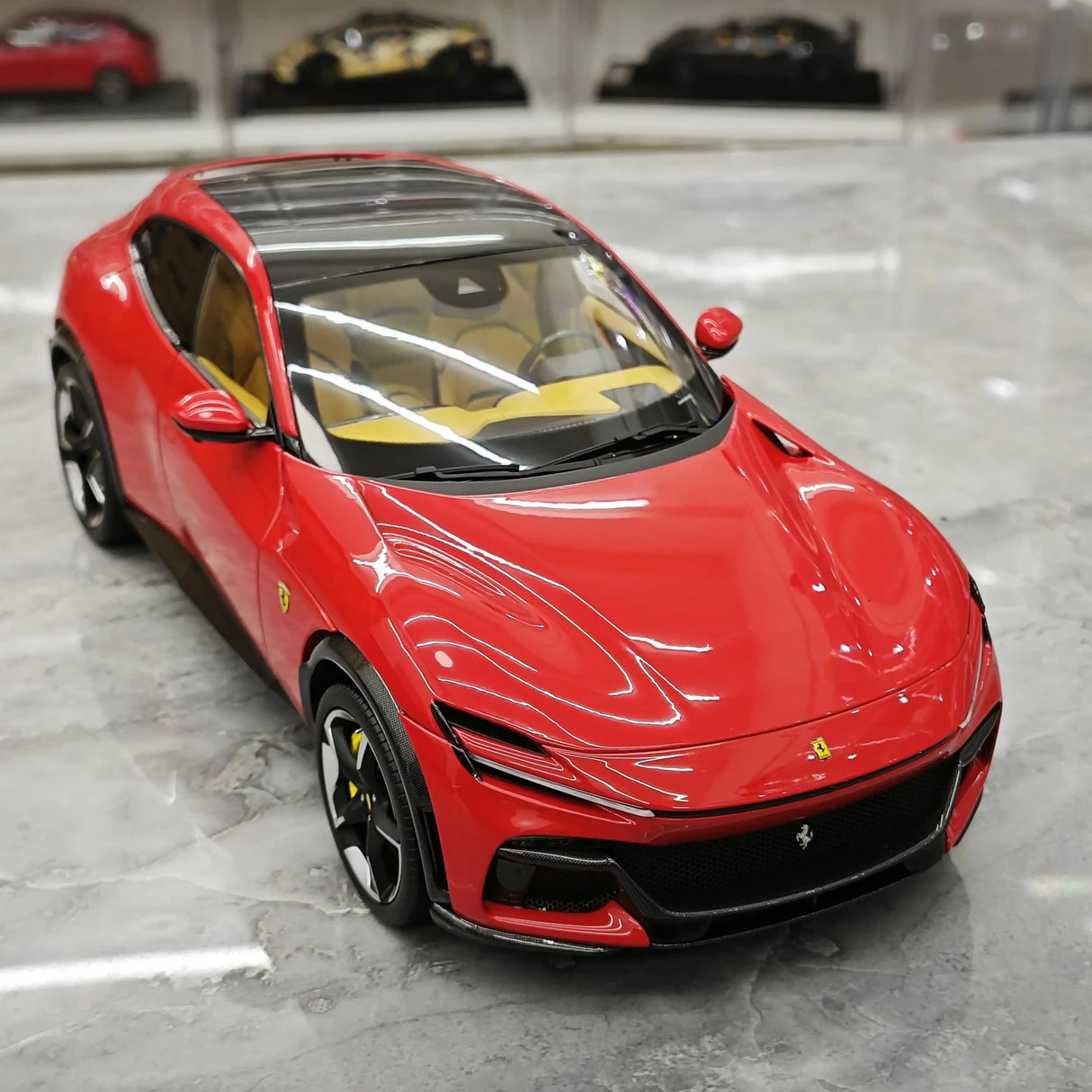 BBR Ferrari 2023 Purosangue Rosso Corsa 1:18 – Modello da collezione in pressofuso