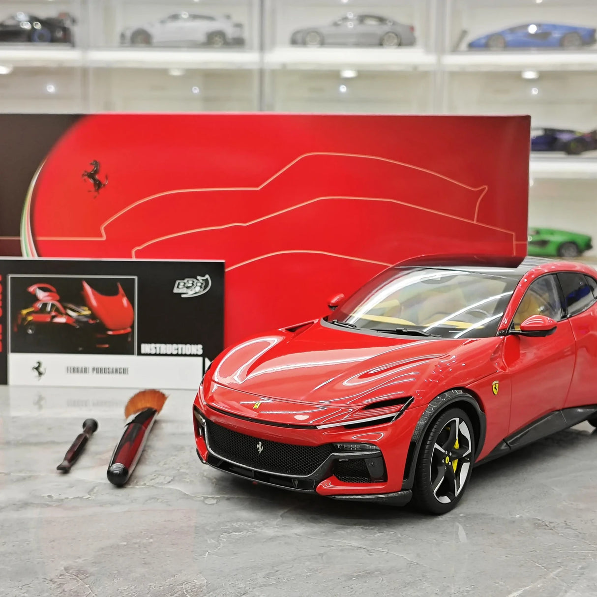 BBR Ferrari 2023 Purosangue Rosso Corsa 1:18 – Modello da collezione in pressofuso
