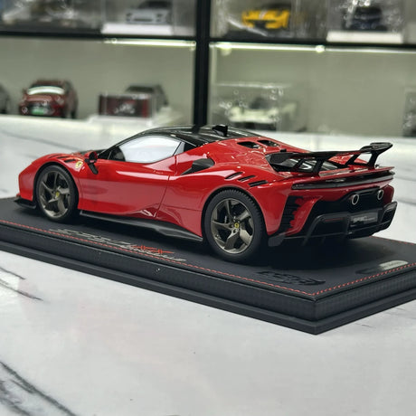 BBR Ferrari 2023 SF90 XX Stradale Rosso Corsa 1:18 – Resina modello in resina collezionabile