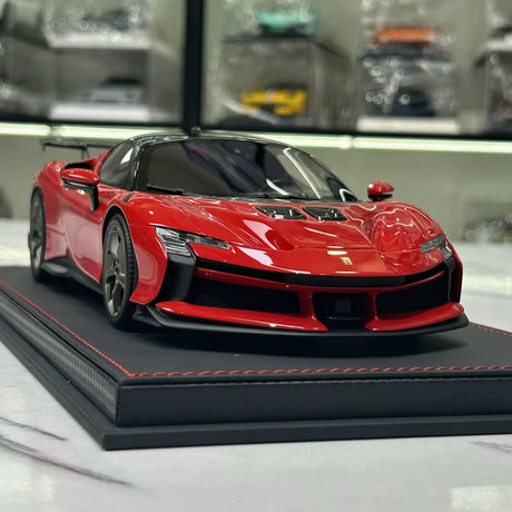 BBR Ferrari 2023 SF90 XX Stradale Rosso Corsa 1:18 – Resina modello in resina collezionabile