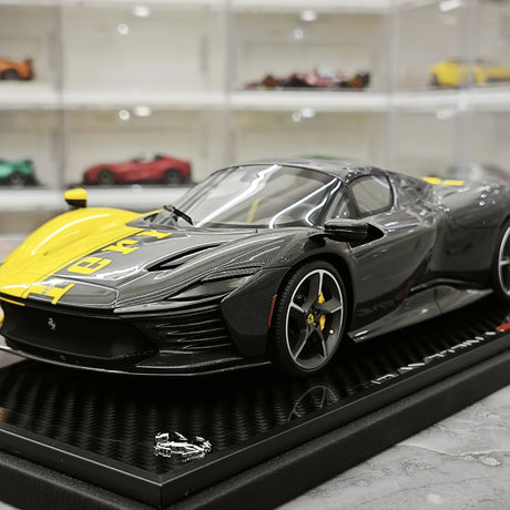 BBR Ferrari 2025 Daytona SP3 599+1 تصميم مخصص لسقف مغلق 1:18 – نموذج راتنج قابل للجمع