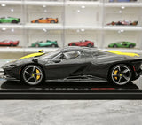 BBR Ferrari 2025 Daytona SP3 599+1 1:18 con tetto chiuso su misura – Modello in resina collezionabile