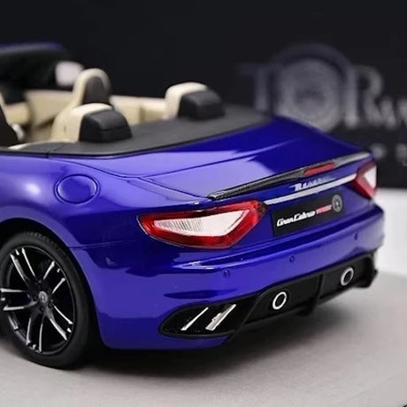 [BBR] 1:18 Maserati 2011 GranTurismo MC Cabriolet Blue Model Car Resin
