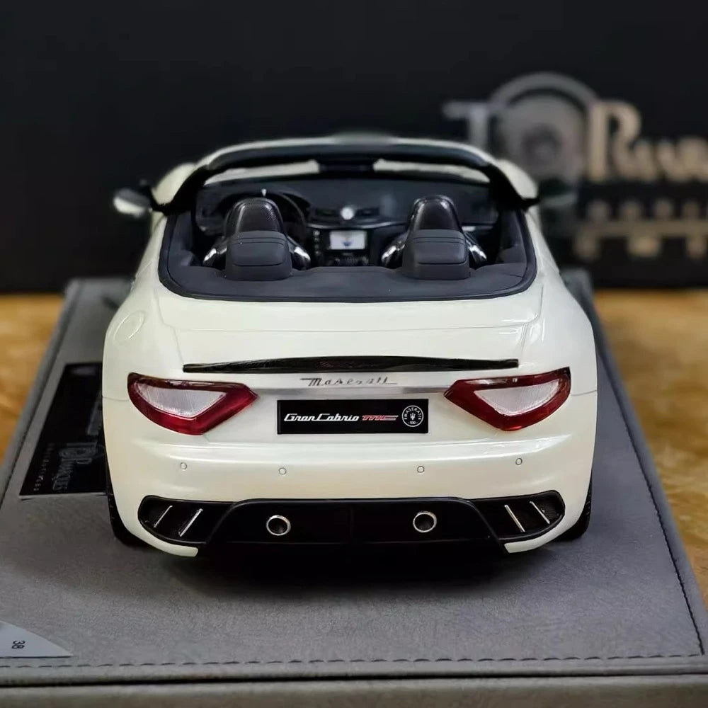 [BBR] 1:18 Maserati 2011 GranTurismo MC Cabriolet valkoinen pienoismalli Hartsi