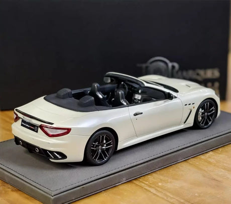 [BBR] 1:18 Maserati 2011 GranTurismo MC Cabriolet White Model Car Resin