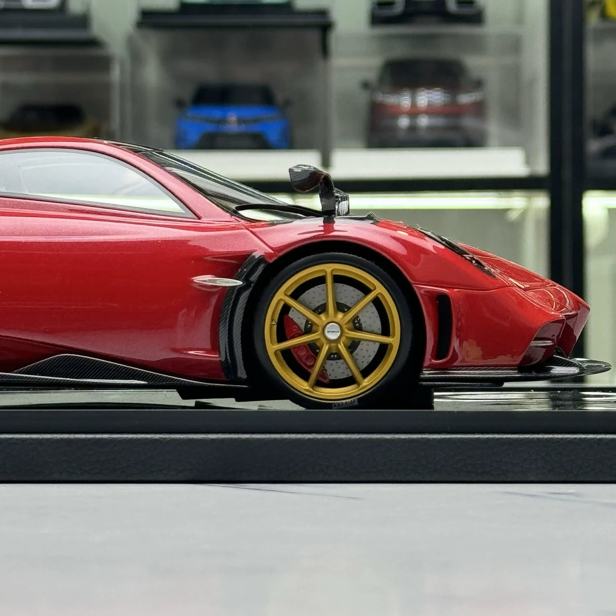 BBR Pagani 2020 Imola Red 1:18 – Resina de Modelo de Resina de Colección