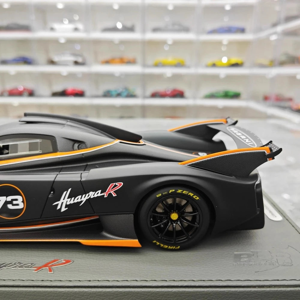[BBR] 1:18 Pagani 2021 Huayra R Black #73 Model Car Resin / Closed Body