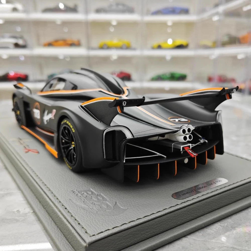 [BBR] 1:18 Pagani 2021 Huayra R Black #73 Model Car Resin / Closed Body