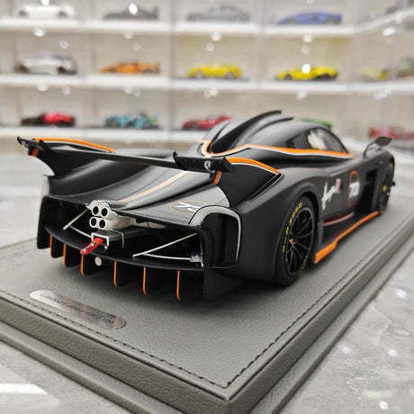 [BBR] 1:18 Pagani 2021 Huayra R Black #73 Model Car Resin / Closed Body