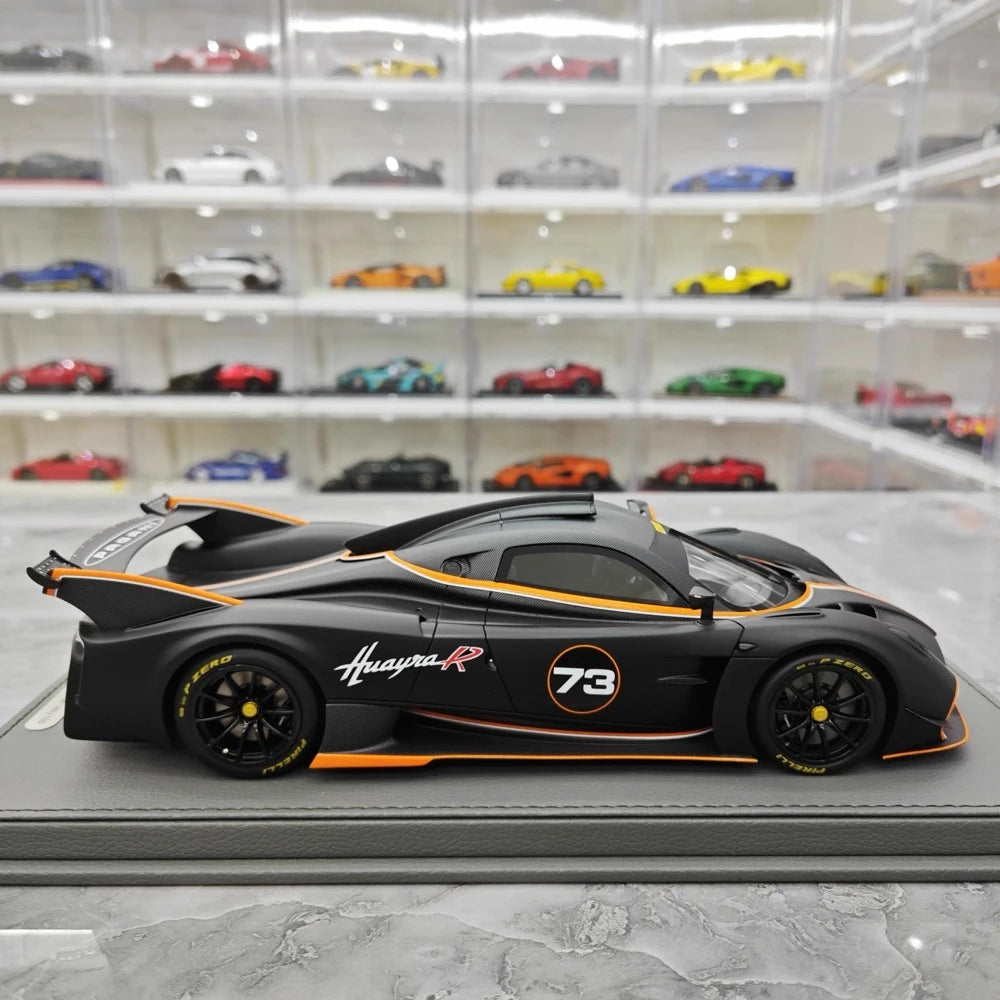 [BBR] 1:18 Pagani 2021 Huayra R Black #73 Model Car Resin / Closed Body