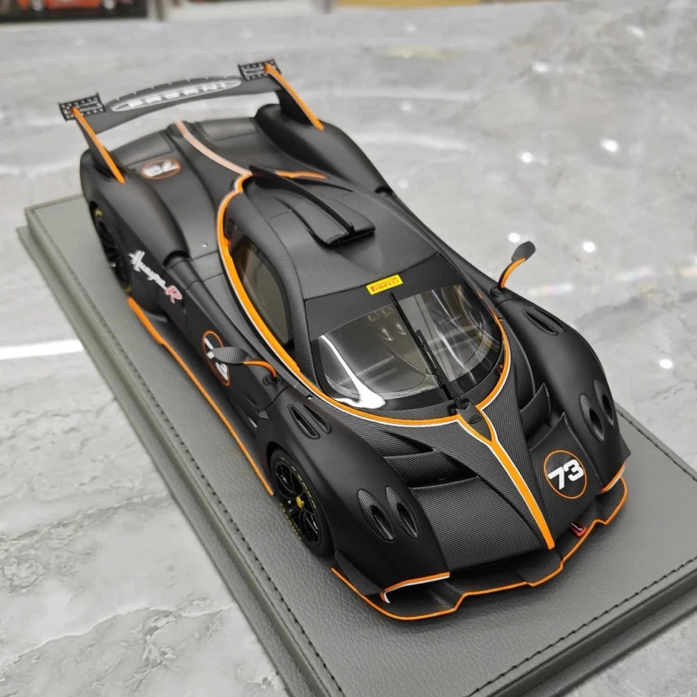 [BBR] 1:18 Pagani 2021 Huayra R Black #73 Model Car Resin / Closed Body
