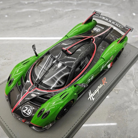 [BBR] 1:18 Pagani 2021 Huayra R Green #29 Model Car Resin / Closed Body