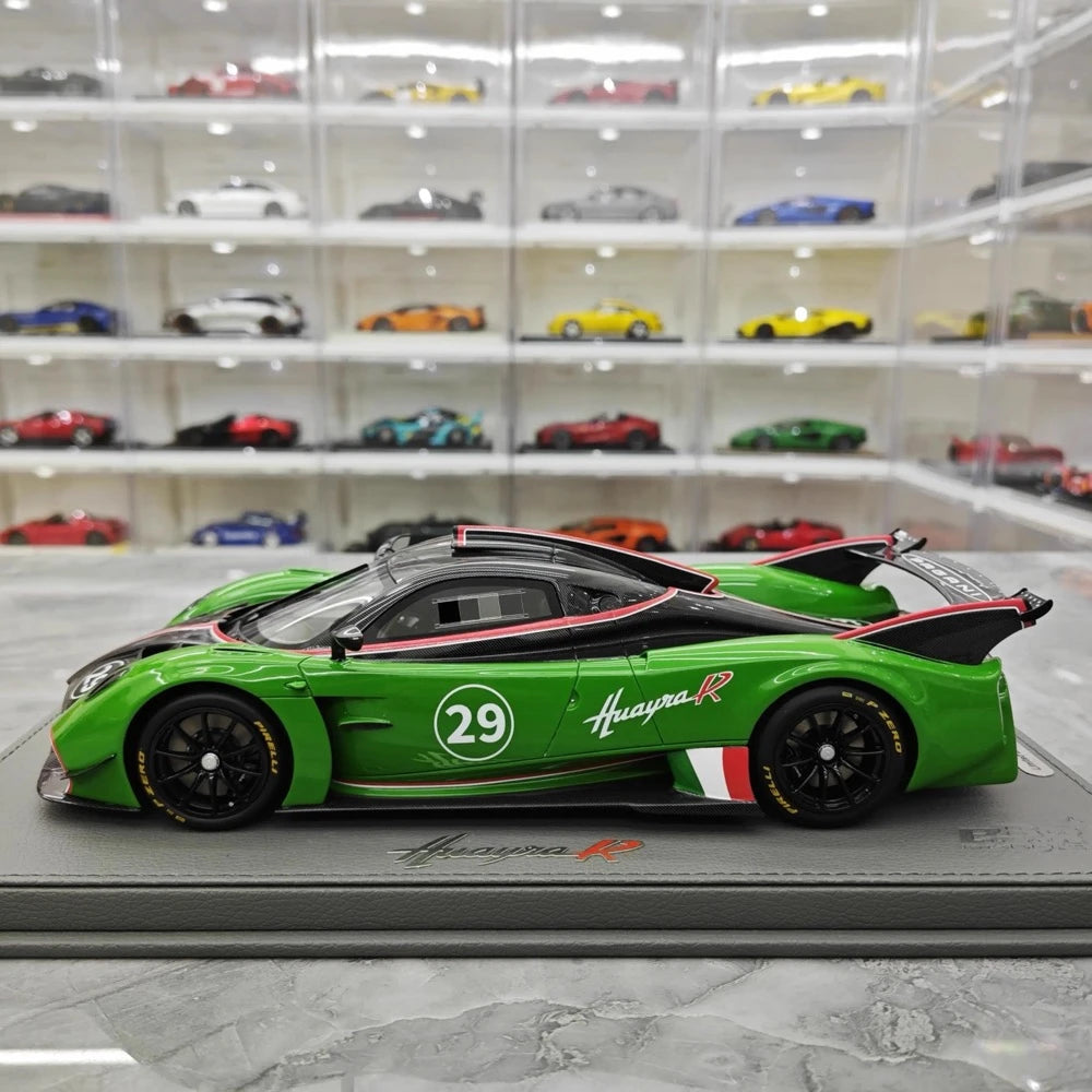 [BBR] 1:18 Pagani 2021 Huayra R グリーン #29 モデルカー レジン / Closed Body