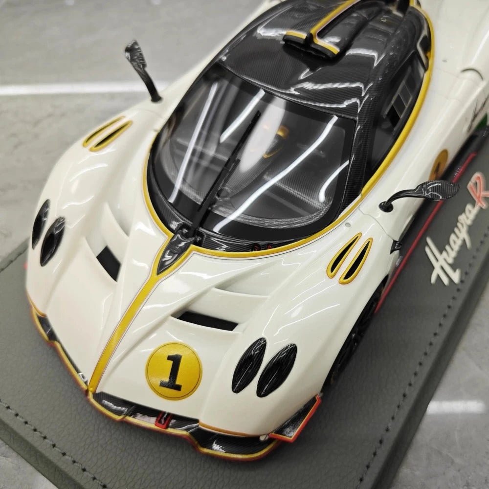 [BBR] 1:18 Pagani 2021 Huayra R White #1 Model Car Resin / Closed Body