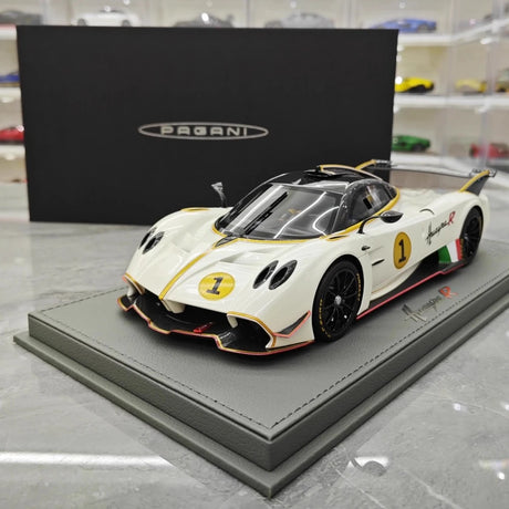[BBR] 1:18 Pagani 2021 Huayra R White #1 Model Car Resin / Closed Body