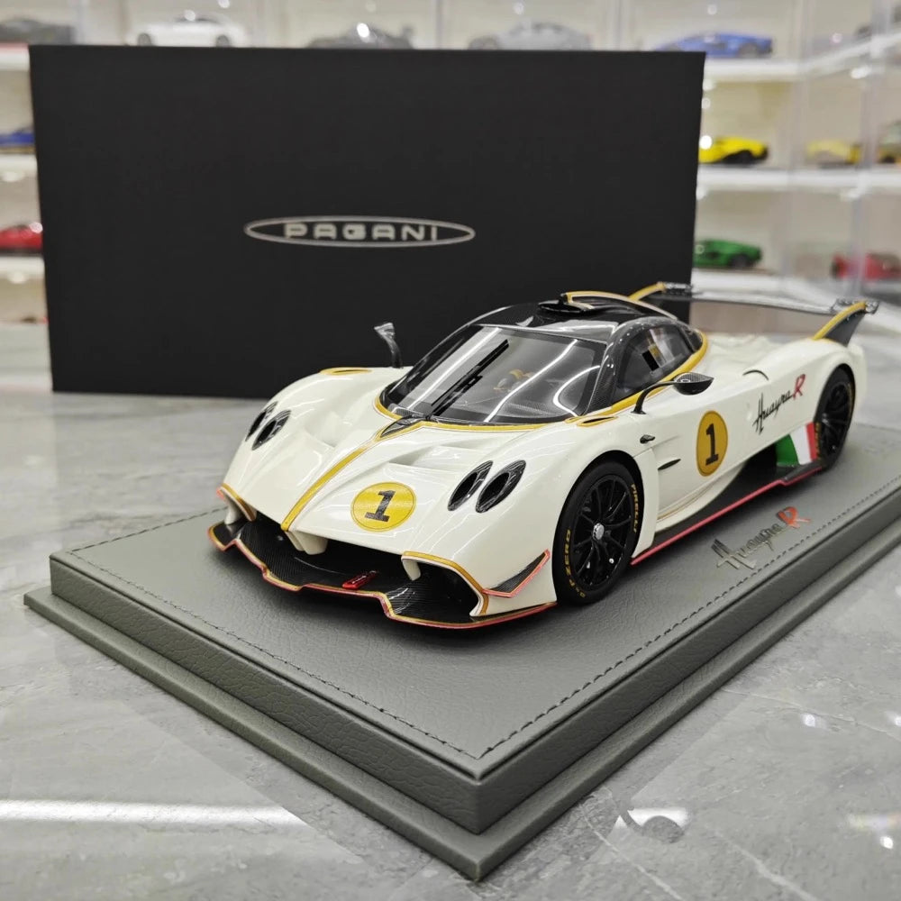 [BBR] 1:18 Pagani 2021 Huayra R White #1 Model Car Resin / Closed Body