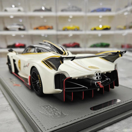 [BBR] 1:18 Pagani 2021 Huayra R White #1 Model Car Resin / Closed Body