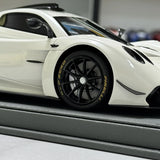 BBR Pagani 2021 Huayra R White 1:18 – Verzamelbare resin modelhars