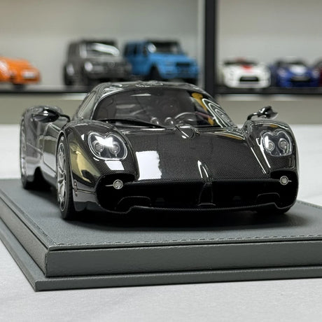BBR Pagani 2022 يوتوبيا كربون بلاك 1:18 – نموذج راتنج قابل للجمع