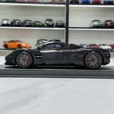 BBR Pagani 2022 يوتوبيا كربون بلاك 1:18 – نموذج راتنج قابل للجمع