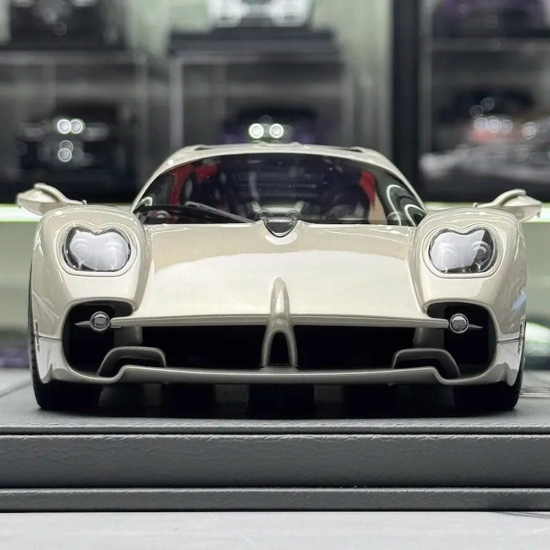 [BBR] 1:18 Pagani 2023 Utopia White Model Car Resin