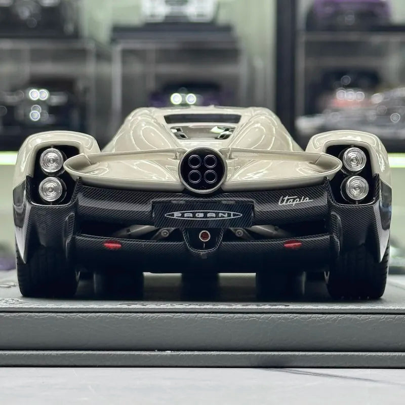 [BBR] 1:18 Pagani 2023 Utopia White Model Car Resin