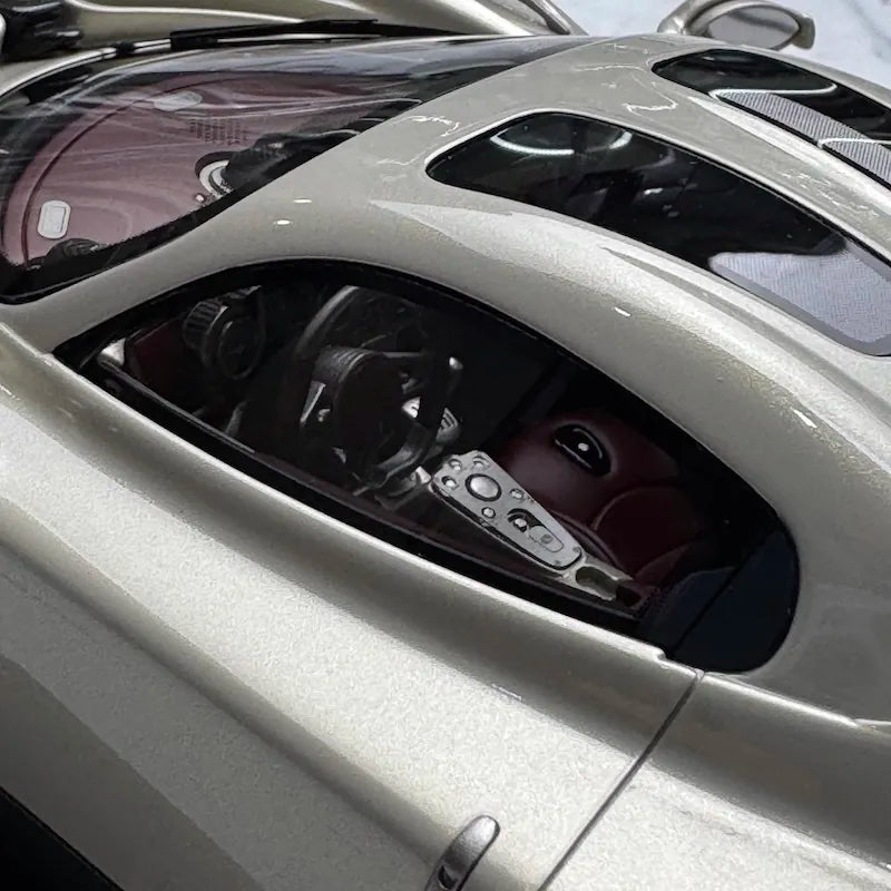 [BBR] 1:18 Pagani 2023 Utopia White Model Car Resin