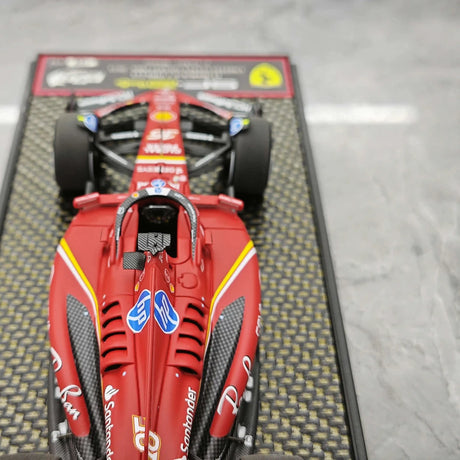 1:43 Ferrari 2024 SF-24 #16 الولايات المتحدة GP أوستن تشارلز لوكليرك F1 سيارة موديل من الراتنج من إنتاج BBR - عرض 12
