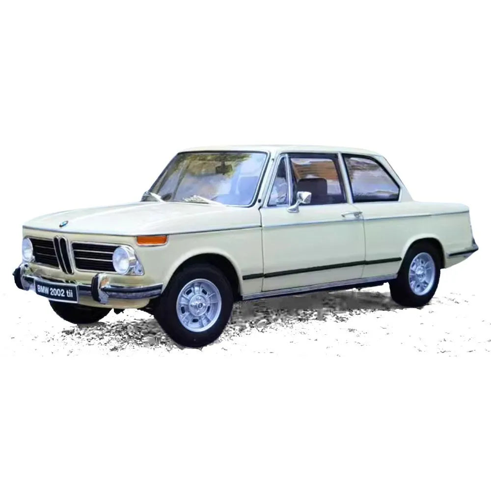 1:18 BMW 1971 2002 tii Die Cast Model Car