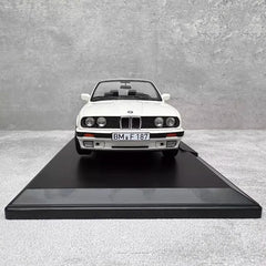 1:18 BMW 1991 325i Cabriolet Die Cast Model Car