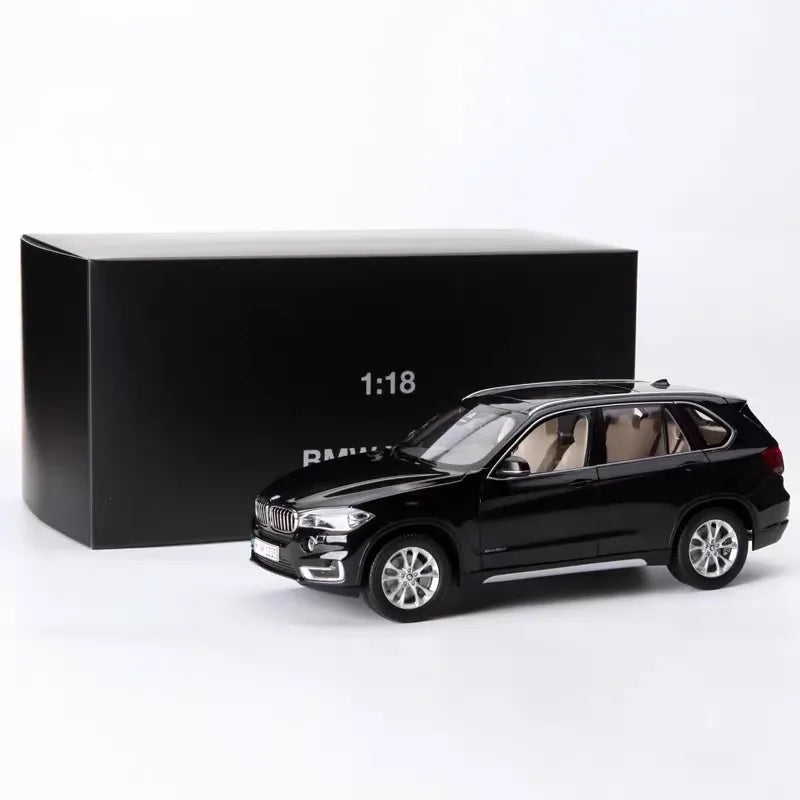 1:18 BMW 2013 X5 F15 Die Cast Model Car
