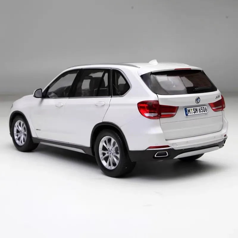 1:18 BMW 2013 X5 F15 Die Cast Model Car